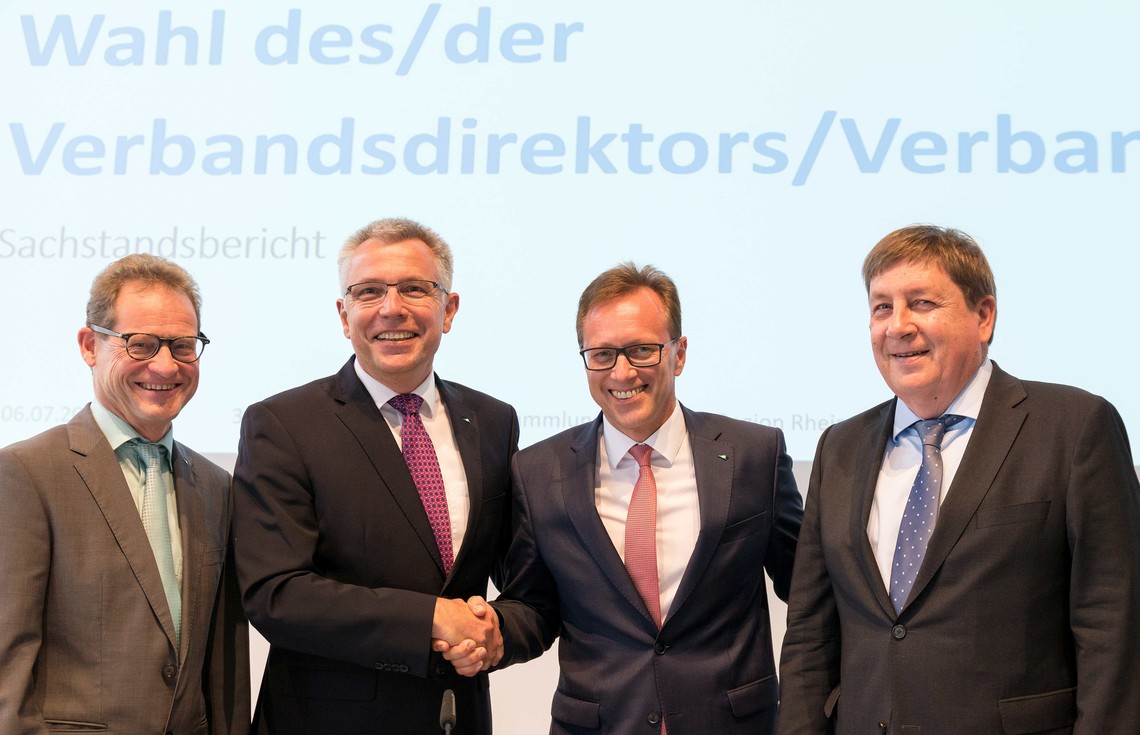 v.l.n.r.: Leitender Direktor Christoph Trinemeier, Verbandsvorsitzender Stefan Dallinger, Verbandsdirektor Ralph Schlusche, erster stellvertretender Verbandsvorsitzender Lothar Quast | © VRRN / Schwerdt