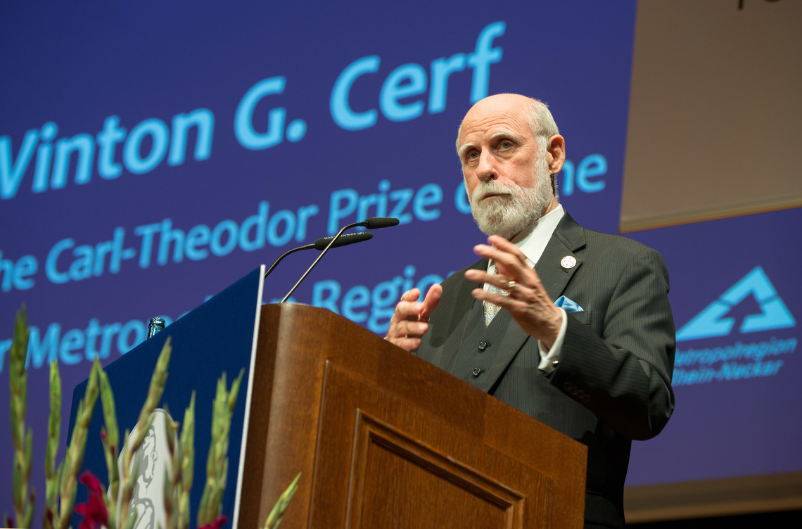 Vinton Cerf_Acceptance Speech_Carl Theodor Preis_Heidelberg Stadthalle | © ZMRN e.V./Schwerdt