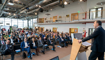 8. Regionalkonferenz Energie und Umwelt im John Deere-Forum | © MRN GmbH/Schwerdt 8. Regionalkonferenz Energie und Umwelt im John Deere-Forum | © MRN GmbH/Schwerdt