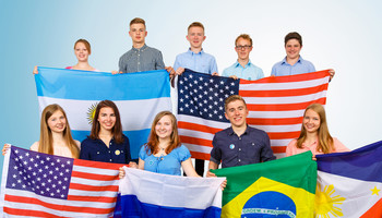 Gruppenbild "Junge Botschafter der Metropolregion Rhein-Neckar" (Jahrgang 2016\/17) | © MRN GmbH \/ Dietrich Bechtel