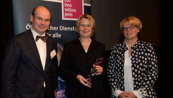 Verleihung dbb-Innovationspreis 2015 an Metropolregion Rhein-Neckar GmbH | © dbb / Windmüller Verleihung dbb-Innovationspreis 2015 an Metropolregion Rhein-Neckar GmbH | © dbb / Windmüller